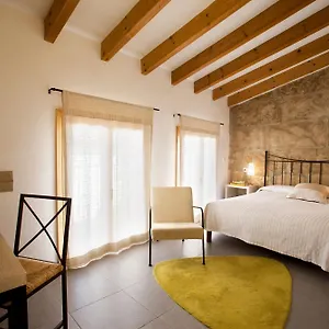 https://lhostal.balearic-islands.net