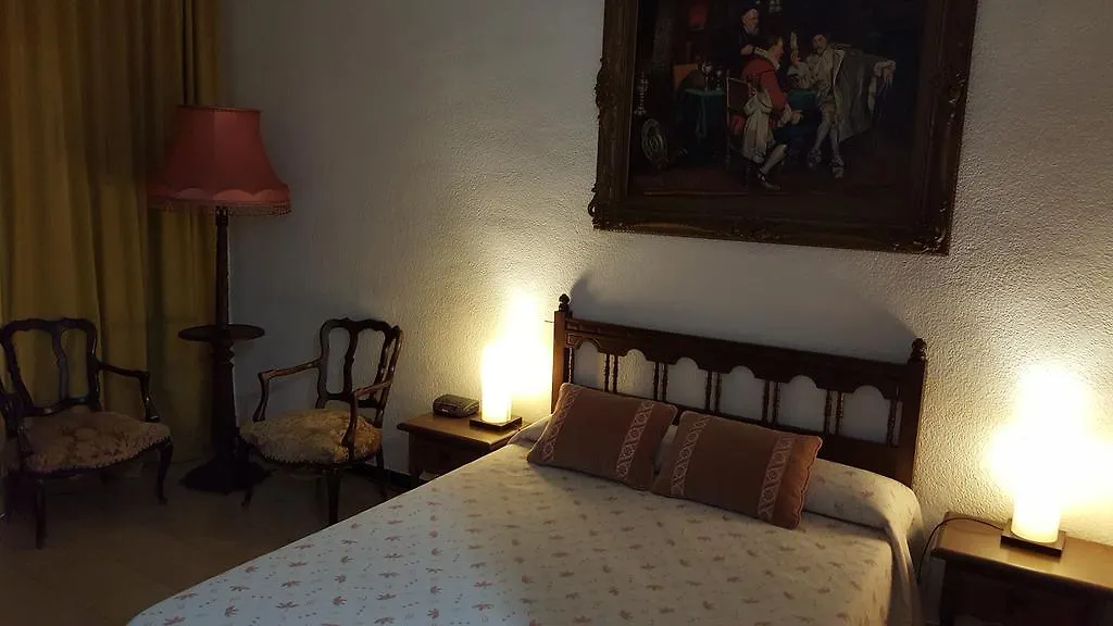 Hostal Residencia Catalina Palamos 2*,